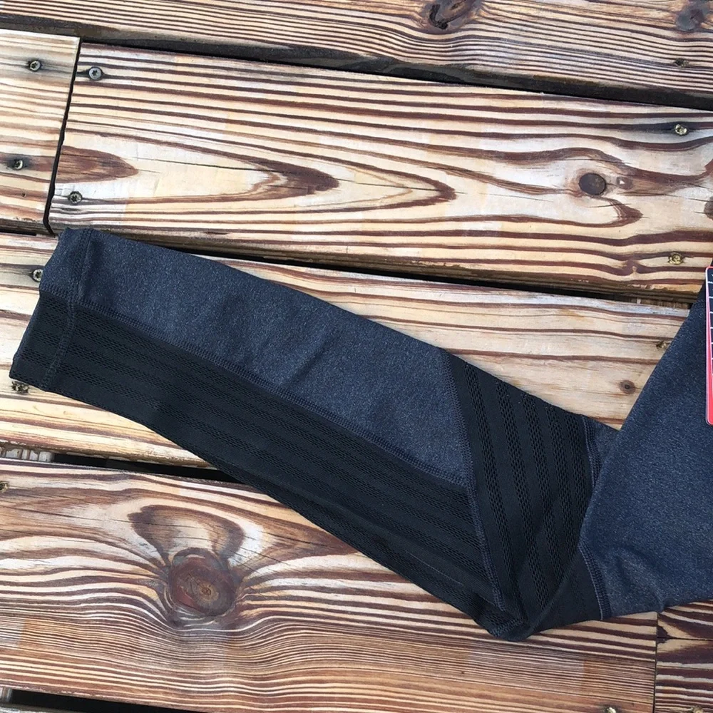NWT Vimmia Hustle Leggings In Charcoal Heather Size Small - Picture 7 of 16